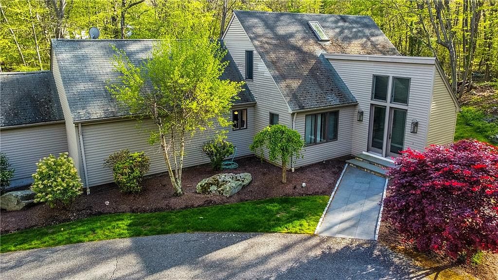 6 Rivet Dr, Lincoln, RI 02865 Zillow