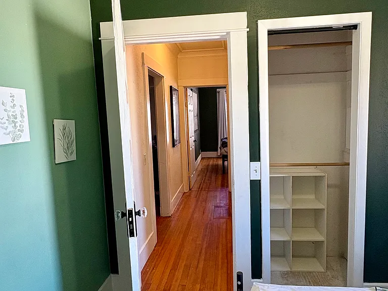 Cottage Ave — Photo 6