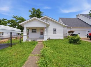 428 E 4th St, Claremore, OK 74017