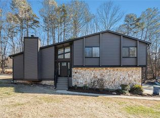 680 Timbergrove Dr SW, Atlanta, GA 30331