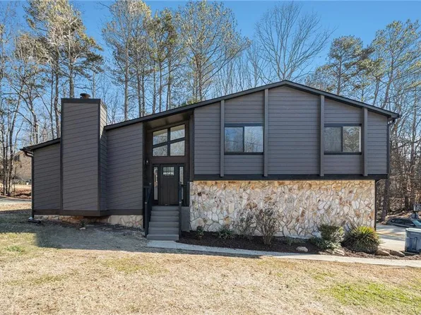 680 Timbergrove Dr SW, Atlanta, GA 30331