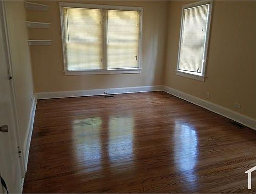 3rd image of 1111 N Church St #3