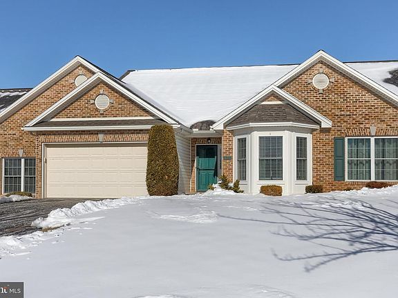 4th image of 428 Baumgardner Dr