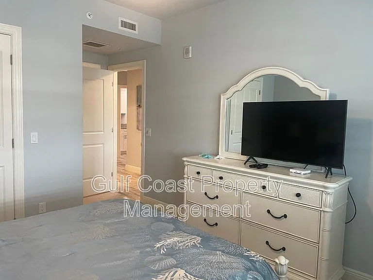 260 Hidden Bay Dr #401 — Photo 35