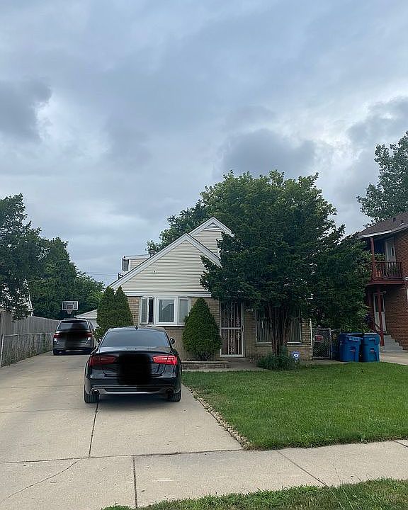1st image of 1524 N 31st Ave