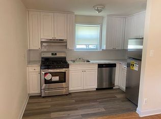 224-36 76th Rd #433, Oakland Gardens, NY 11364