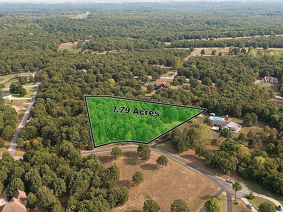 5th image of 3017 Hickory Hill Way