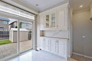 48 Goldenwood Cres — Photo 15