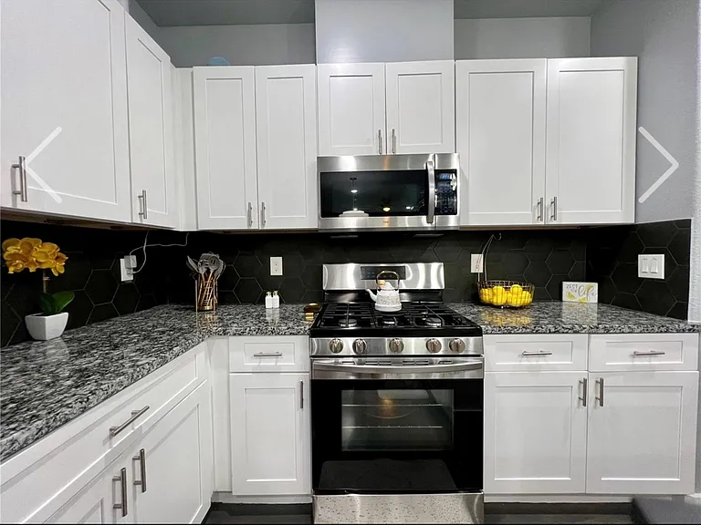 7925 Brandon St #B — Photo 2
