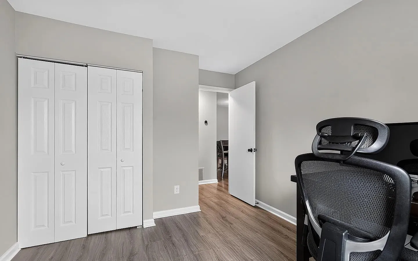 2 bed, 1086 sqft, $2,400 — Photo 3