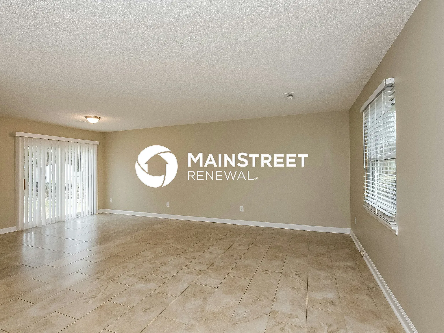2133 Thornfield Rd — Photo 2