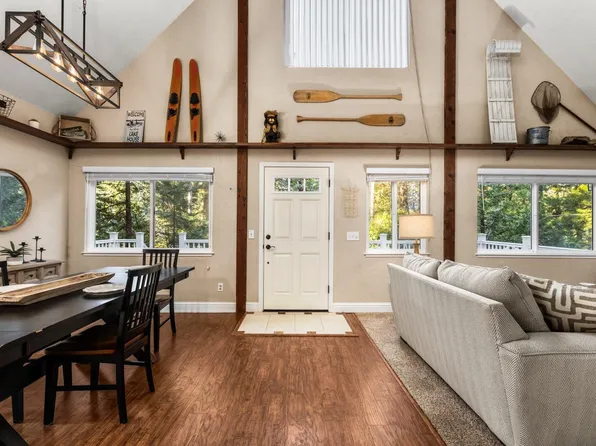 14916 Lake Ln, Nevada City, CA 95959