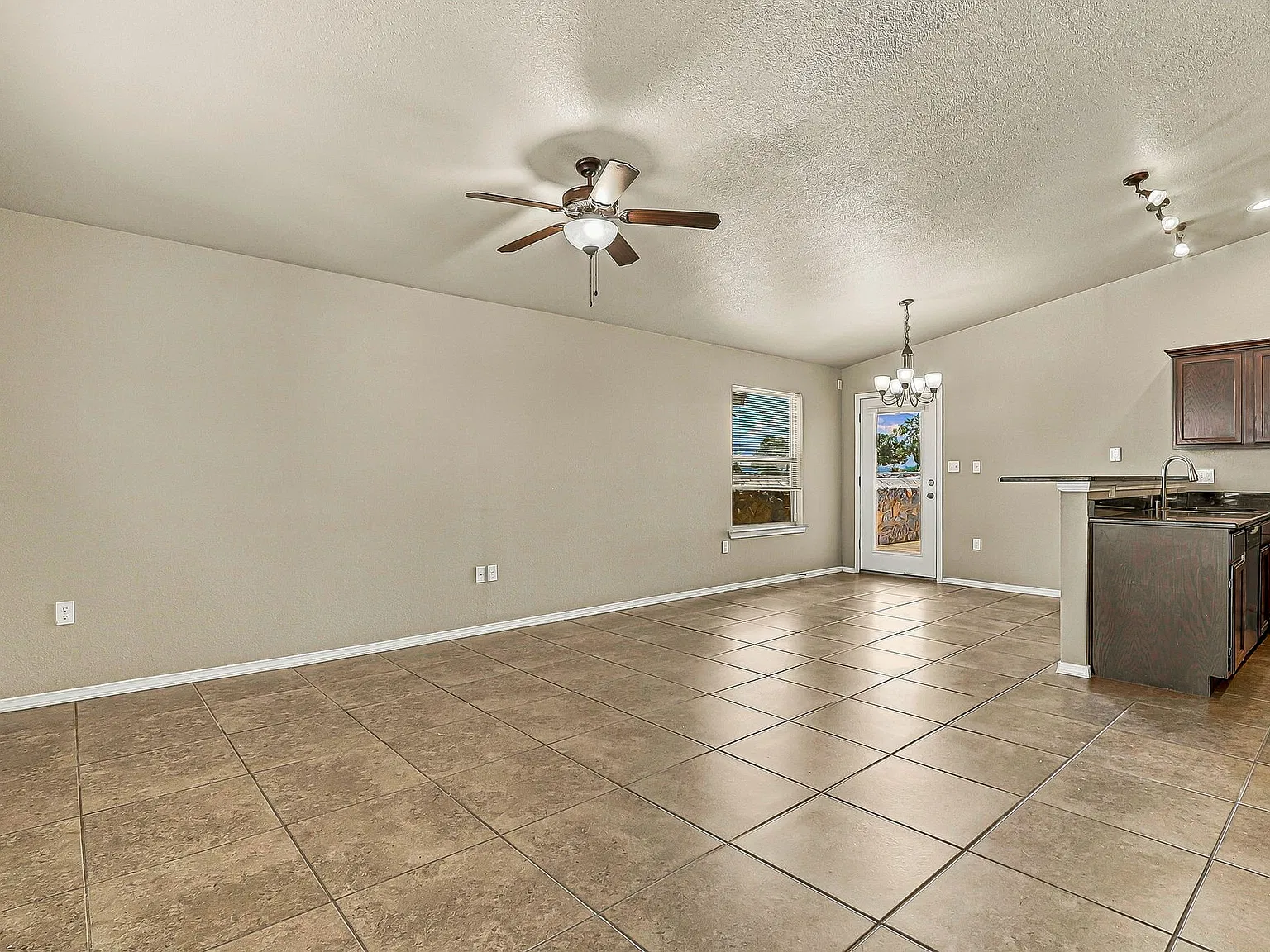 14352 South Cave Avenue - 1 — Photo 4