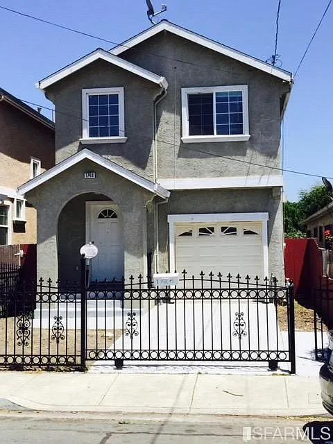 1740 1st St photo 1