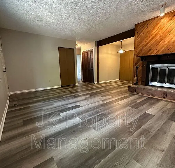 401 50th St S #3 — Photo 6