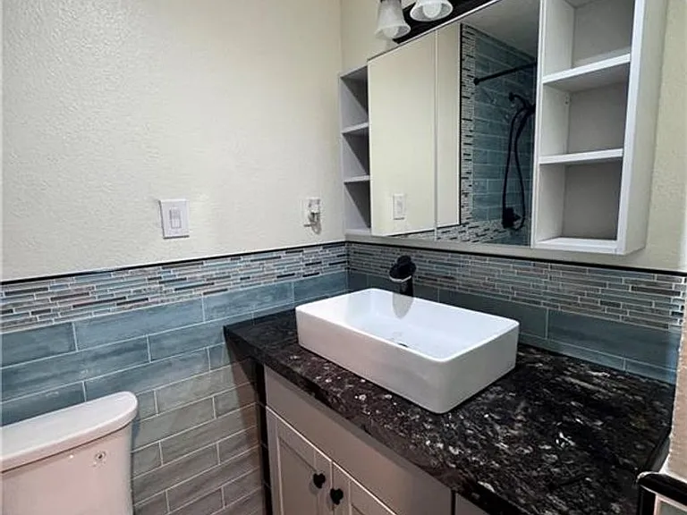 4248 Montdale Ave — Photo 19
