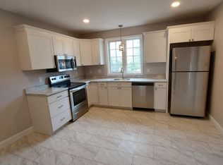 39 Bristol St, Southington, CT 06489