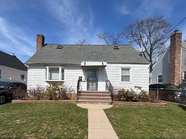 69 Glenmore Ave, Hempstead, NY 11550