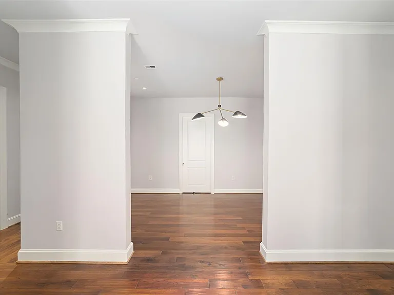 2221 Welch St #201 — Photo 14