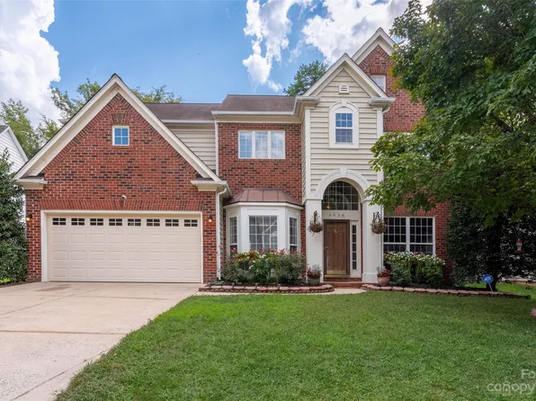 6036 Downfield Wood Dr, Charlotte, NC 28269