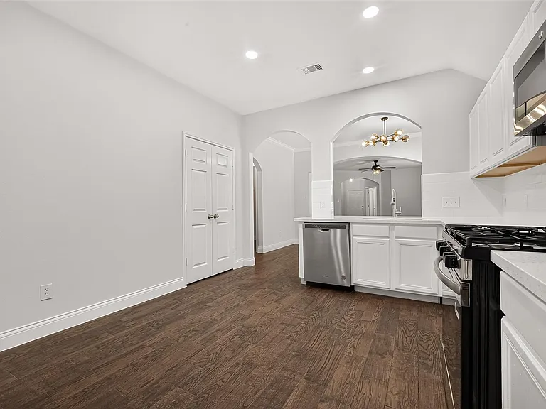 20707 Pine Rain Ct — Photo 20