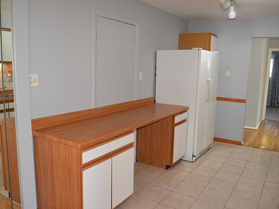 4th image of 8924 Kenneth Dr APT 2G