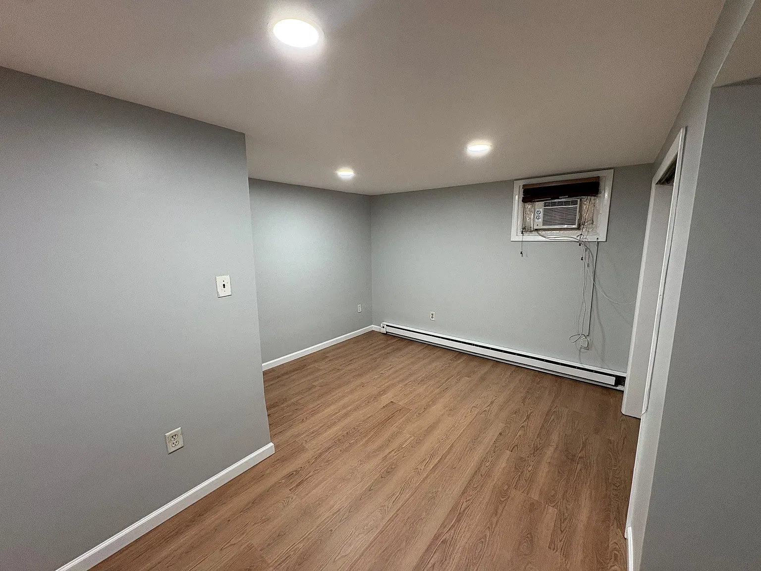 88 W 24th St — Photo 2