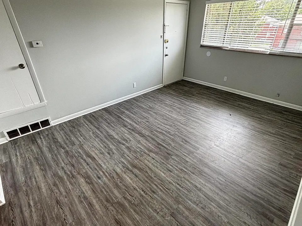 3007 Pamela Way #4