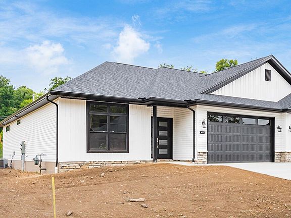 5th image of 3477 Jamestown Dr