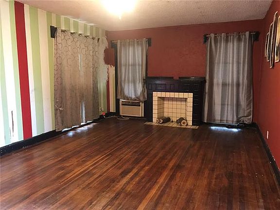 3rd image of 1008 La Monte Dr