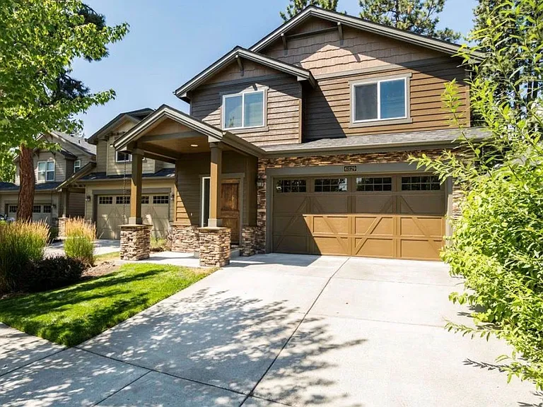 61129 Teton Ln — Photo 1