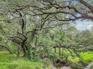 1617 BLUE CREEK RD, La Vernia, TX 78121
