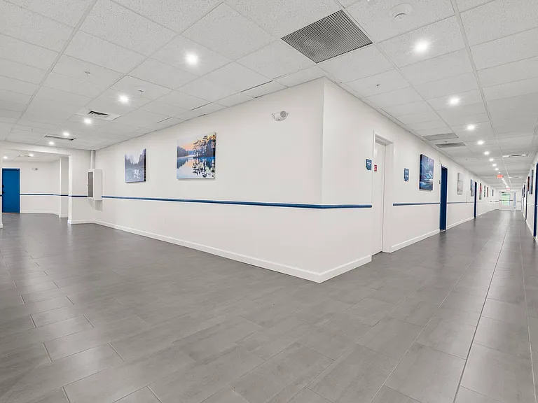 Alexandria Manor Apartments — Photo 66