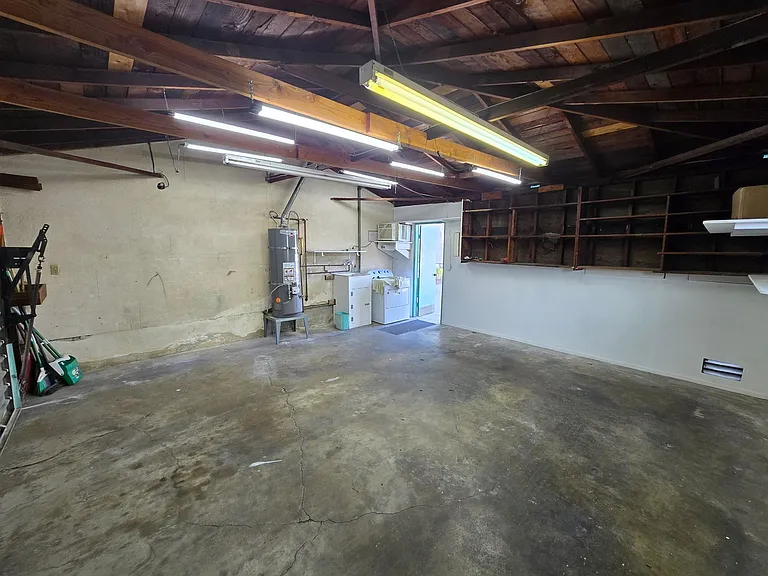 13839 Cornishcrest Rd — Photo 29