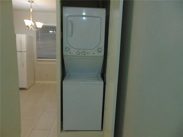 3904 Bailey Ln #B — Photo 8