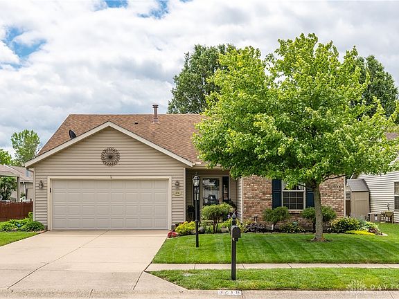 2nd image of 3716 Waterbridge Ln
