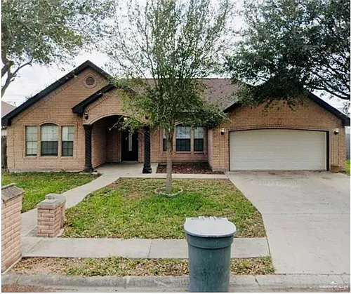 1305 Zarate St Photo 1
