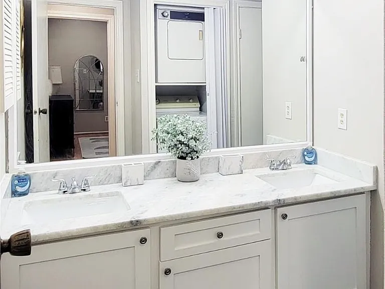 7900 N Stadium Dr #27 — Photo 13