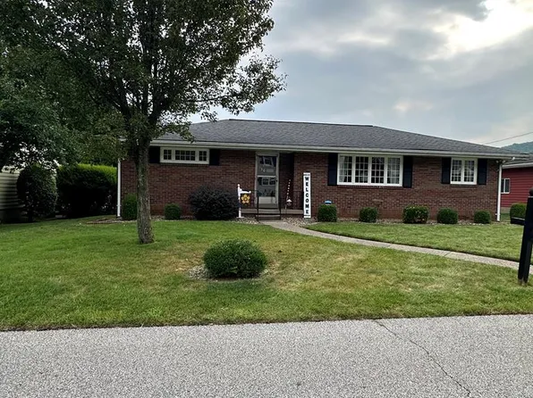 130 COURTLAND AVENUE, Wheeling, WV 26003