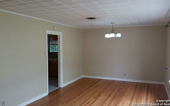 3rd image of 1314 Texas Ave