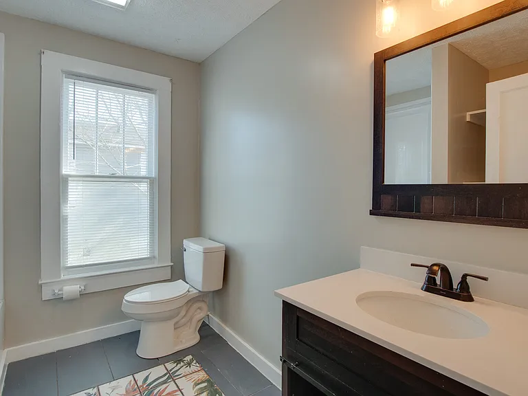 1500 McKinley Ave NE #A — Photo 12