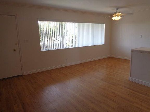 4th image of 4311 Haines St