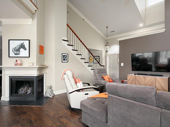 5th image of 1044 Heather Hills Ln