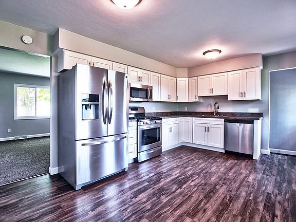 3rd image of 69094 Marietta Dr