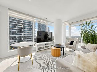 898 Portage Pkwy #1503, Vaughan, ON L4K0J6