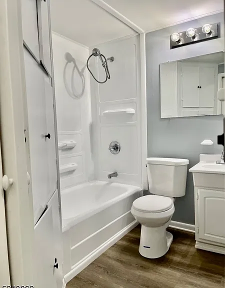 42 Oneida Ave — Photo 14