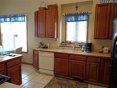 5th image of 15304 Oak Hollow Ln