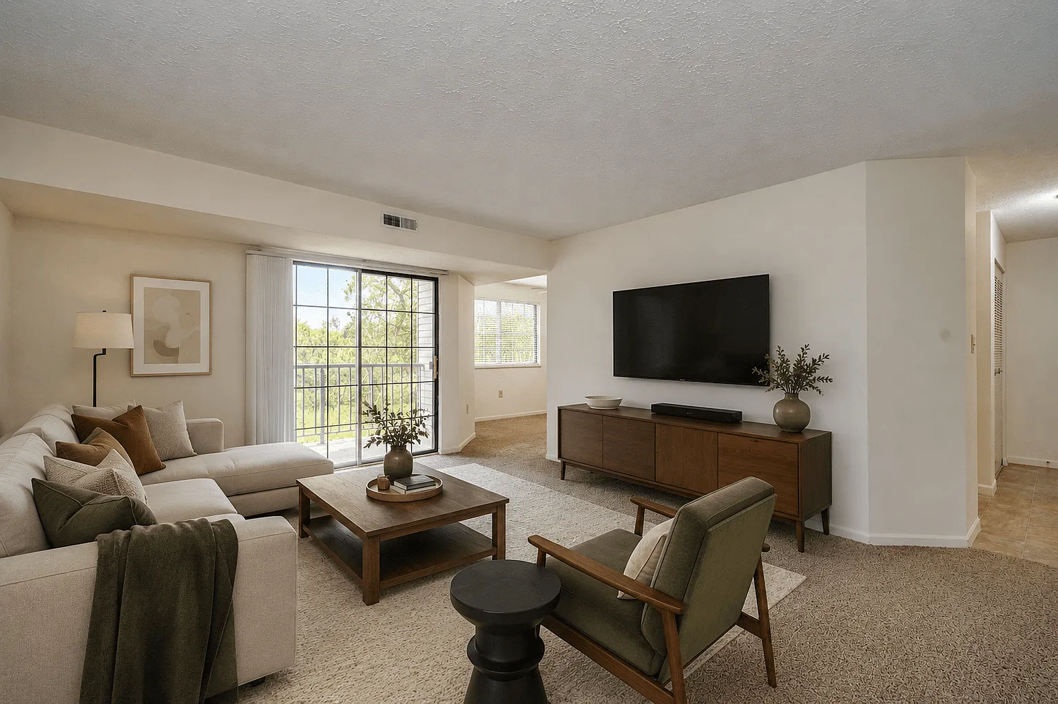 Carriage Court — Photo 1