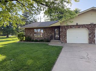 3600 A & B Radcliffe Ter #B, Hutchinson, KS 67502