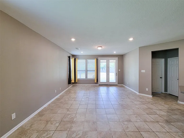 14202 Persimmon Woods Dr — Photo 4